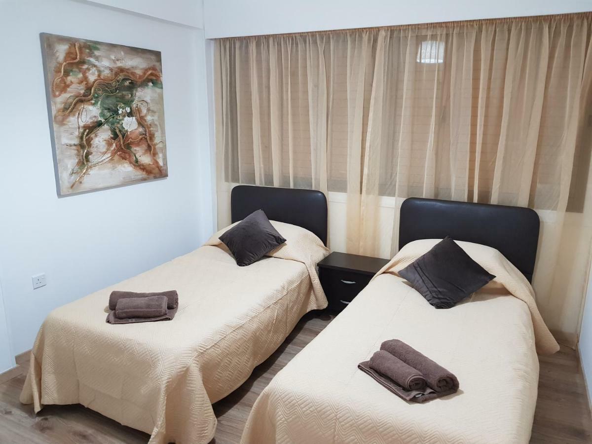 Haig'S Dream Flat On The Beach Larnaca Ngoại thất bức ảnh