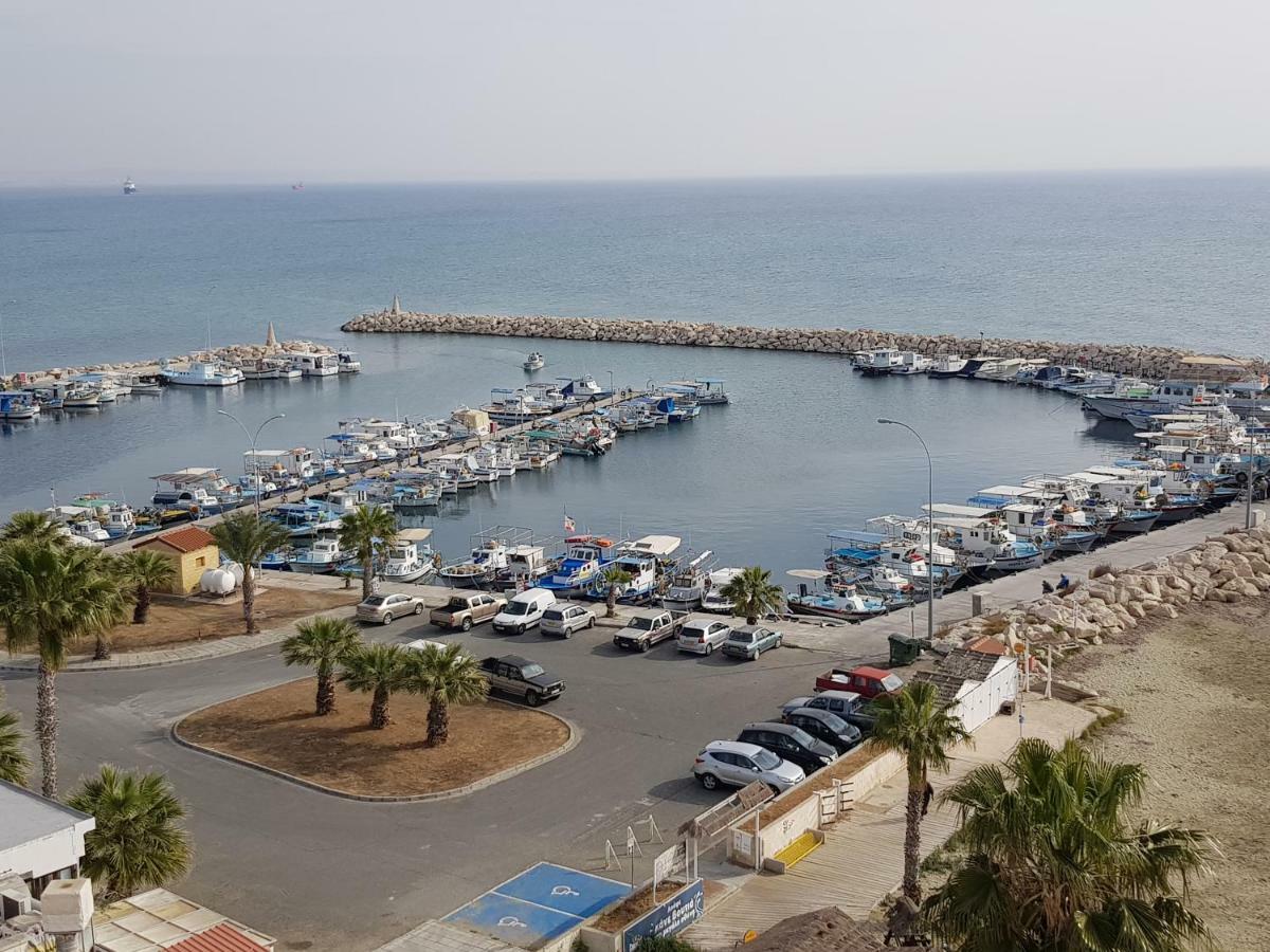 Haig'S Dream Flat On The Beach Larnaca Ngoại thất bức ảnh