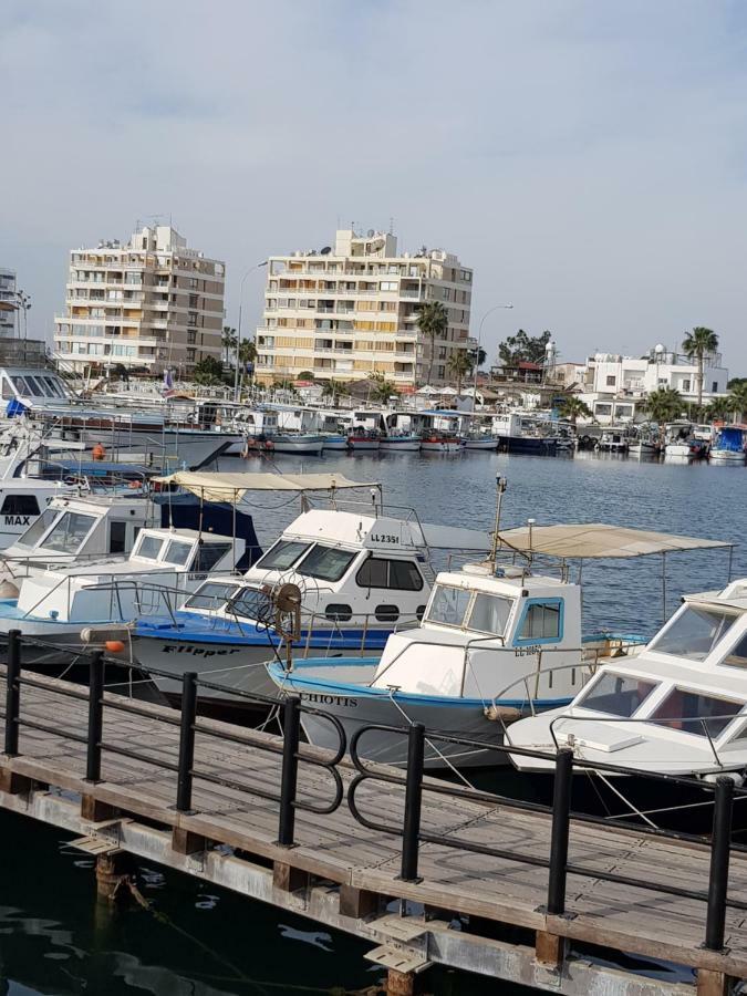 Haig'S Dream Flat On The Beach Larnaca Ngoại thất bức ảnh